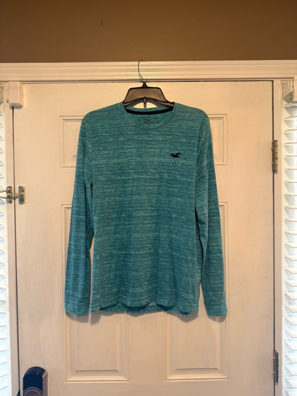 Hollister Men's Teal Marled Long-Sleeve Crewneck Shirt